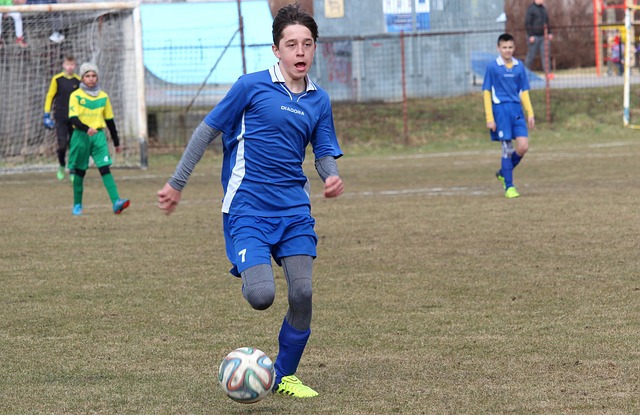 太疯了！费内巴切0-2落后3-2翻盘，瓦尔加斯MVP杀疯了